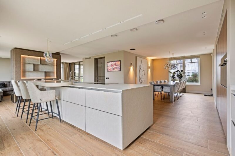 taupe-keuken-eiland